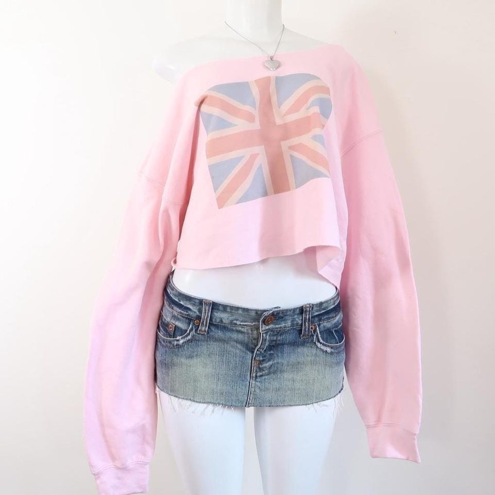 pink union jack cropped sweatshirt british core y2k